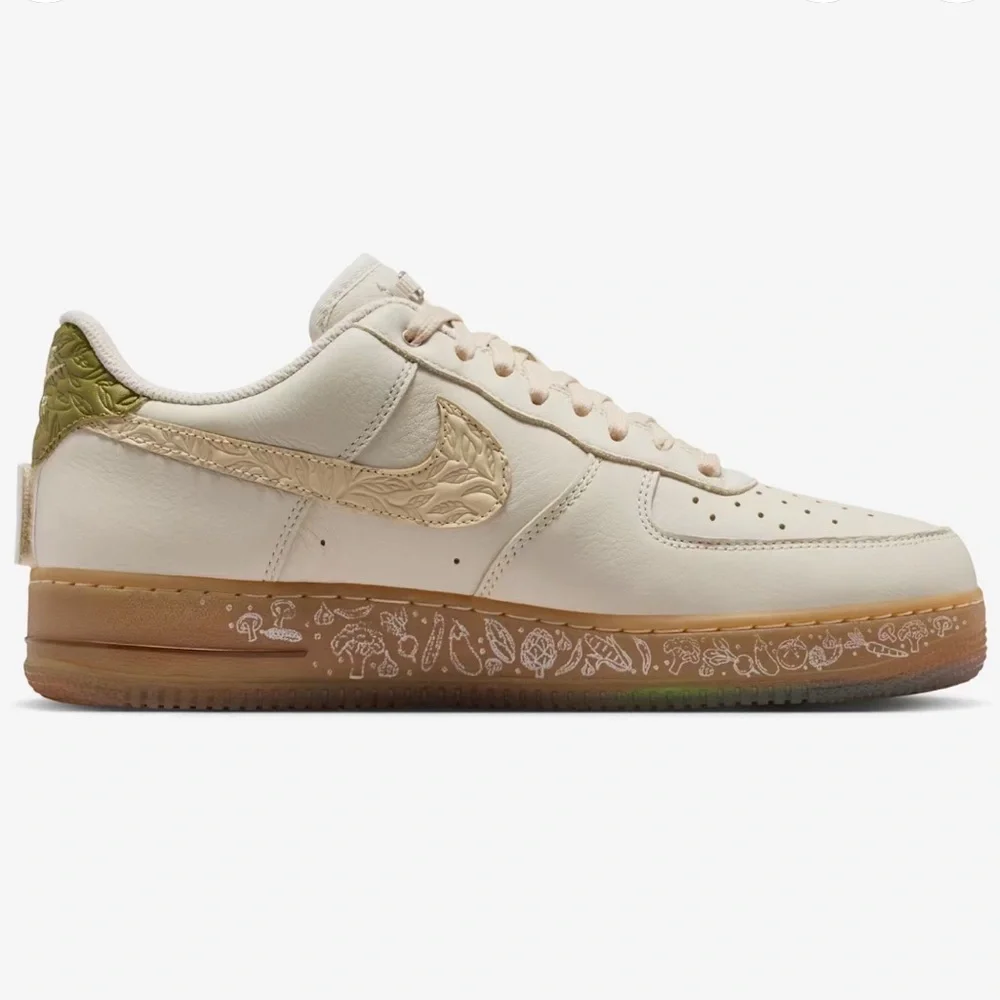 Nike
Air Force 1
Doernbecher
Brand new - Picture 5 of 6